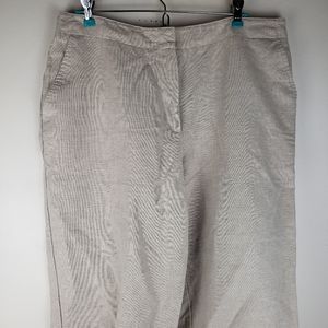 Linen Blend Capri Pants
